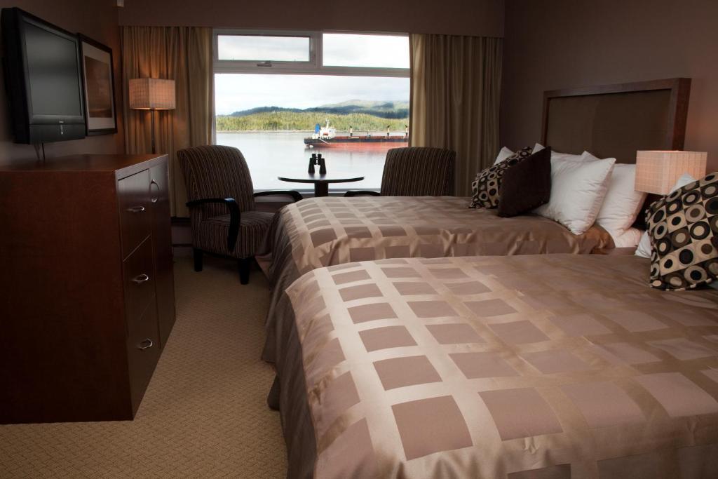 Inn On The Harbour Prince Rupert Phòng bức ảnh
