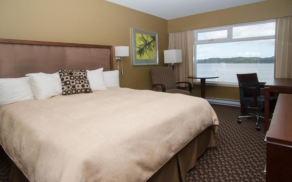 Inn On The Harbour Prince Rupert Ngoại thất bức ảnh